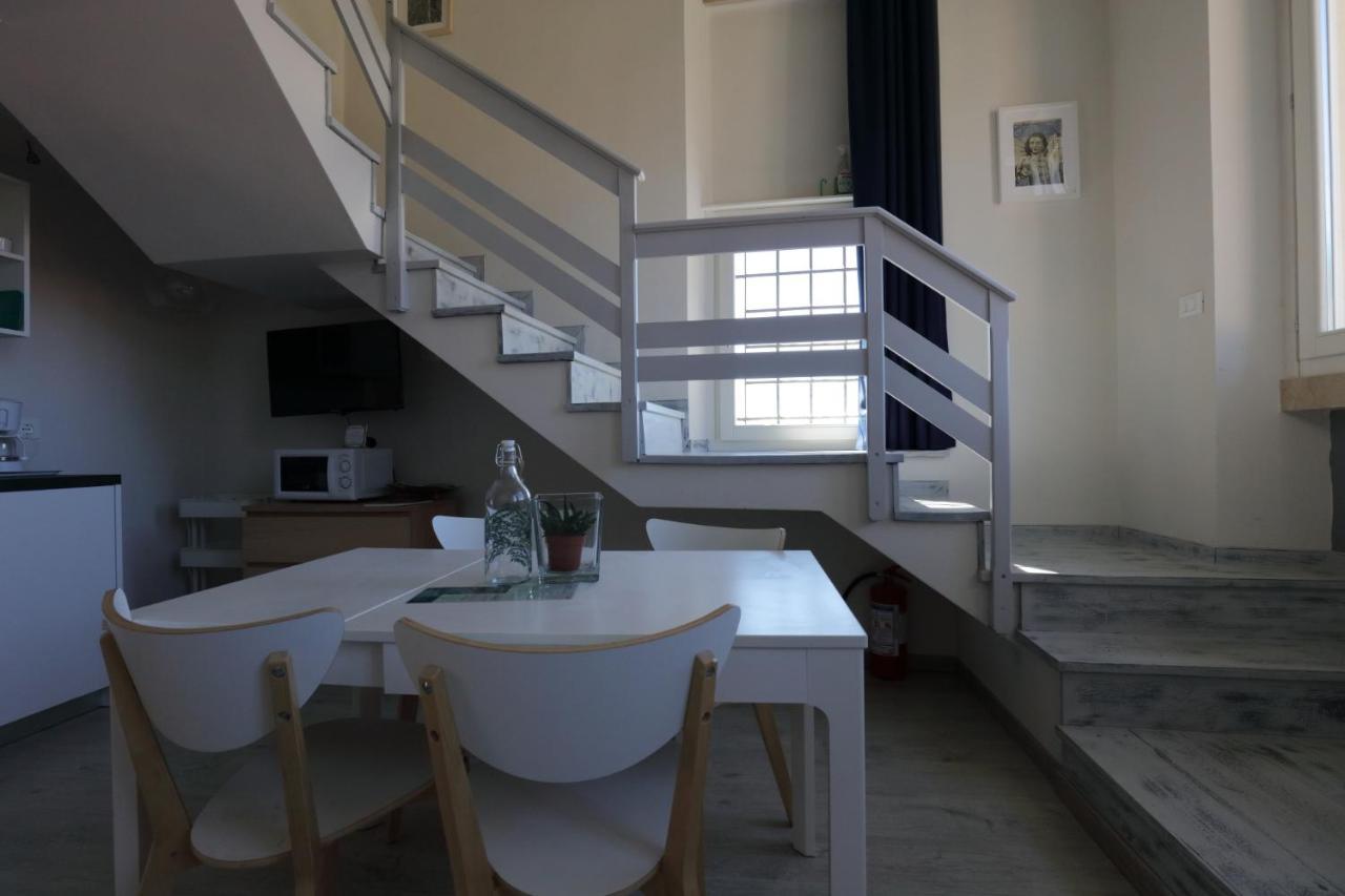 Garda Friends Apartments Тосколано-Мадерно Экстерьер фото